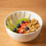 Bowl de yogurt y frutas de estación